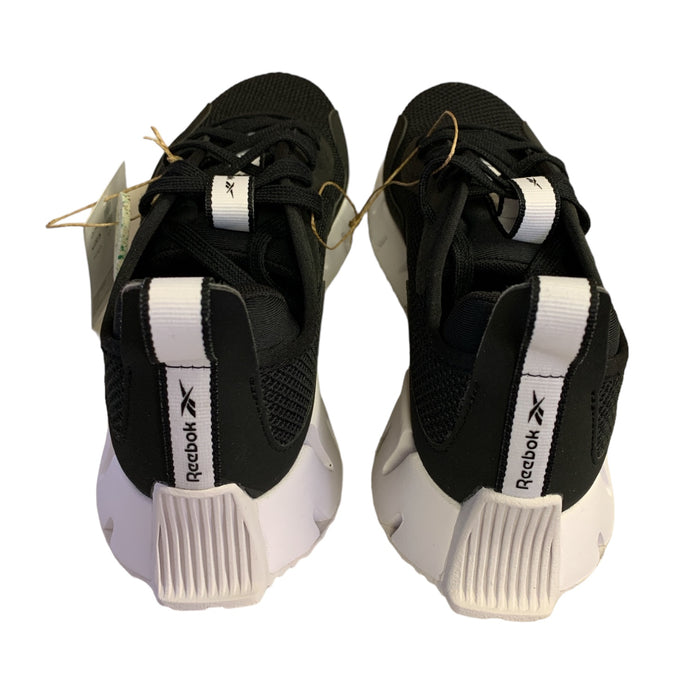 Reebok Womens Zig Dynamica CL Lightweight Lace Up Running Shoe (Black/White, 10)