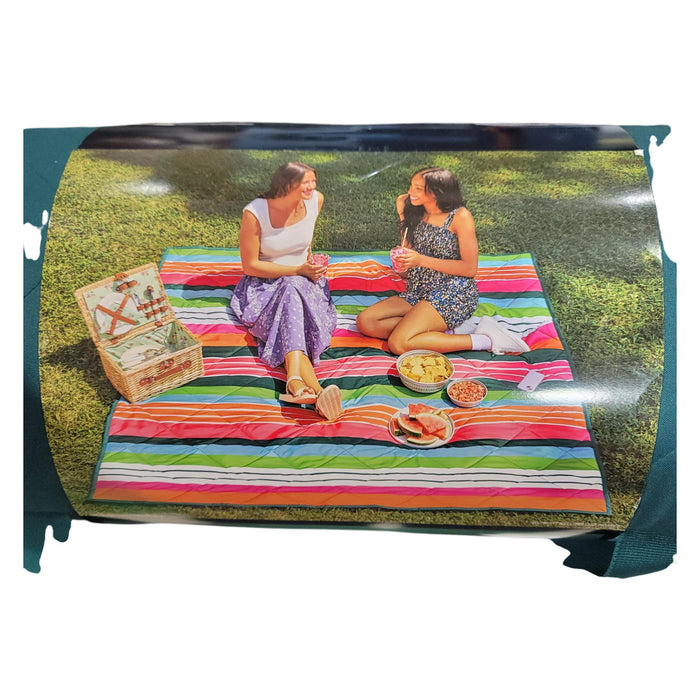 Member's Mark Oversized Outdoor Blanket, Red and Blue Plaid, 8' x 8' w/ Strap