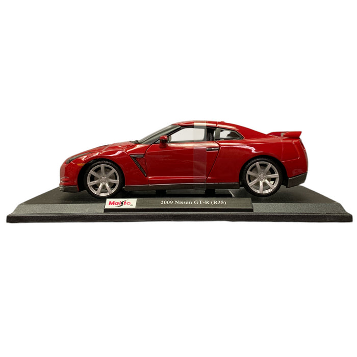 Maisto Special Edition 1/18 Scale Die Cast Metal 2009 Nissan GT-R (R35)
