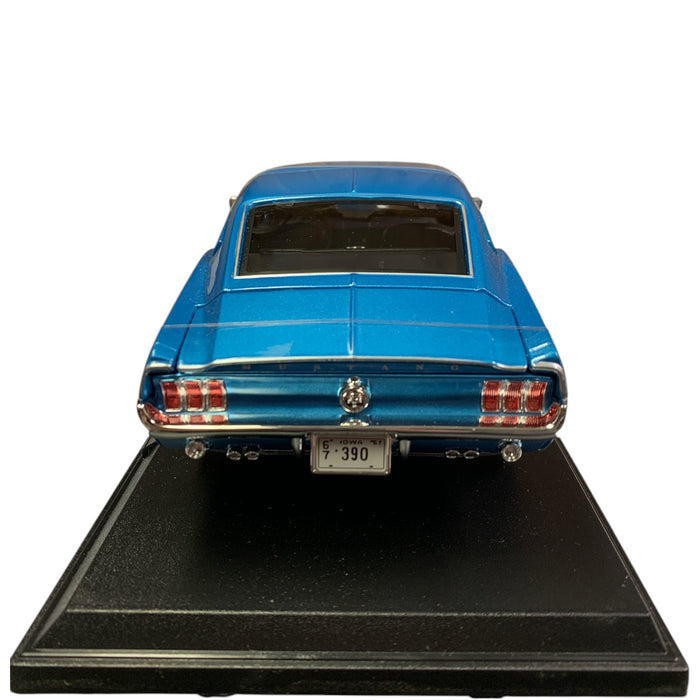 Maisto Special Edition 1/18 Scale Die Cast Metal 1967 Ford Mustang GTA Fastback