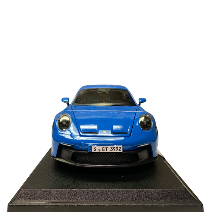 Maisto Special Edition 1/18 Scale Die Cast Metal Porche 911 GT3, Blue