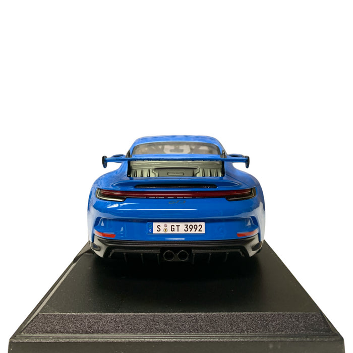 Maisto Special Edition 1/18 Scale Die Cast Metal Porche 911 GT3, Blue