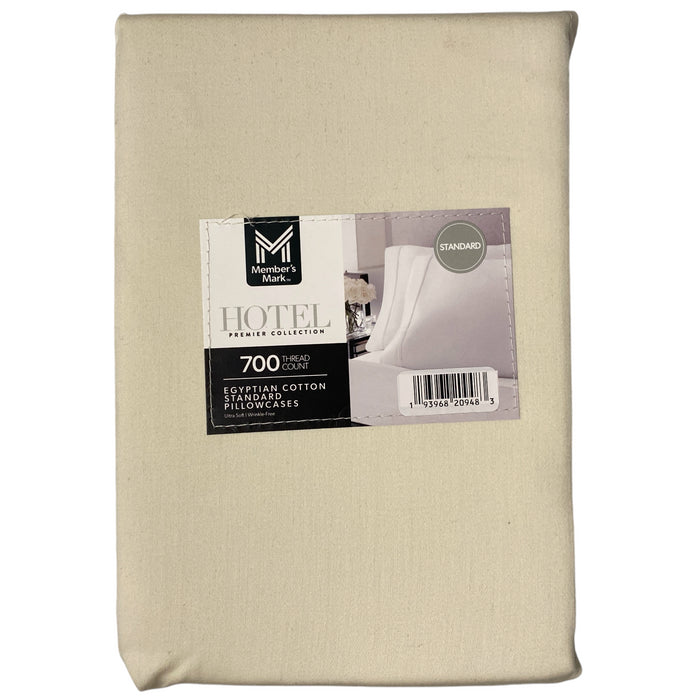 Member’s Mark 700-Thread-Count Solid Egyptian Cotton Pillowcases, Set of 2