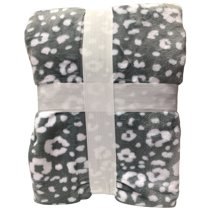 Member's Mark Soft & Luxurious Generously Sized 60" x 70" Lounge Throw