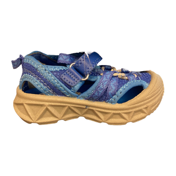 Osh Kosh B'Gosh Boy's Pull On Hook and Loop Water Shoe