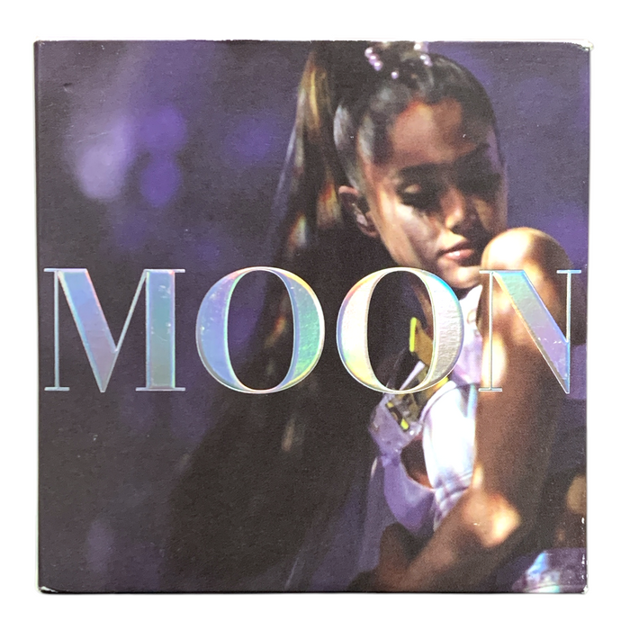 Moonlight by Ariana Grande Eau de Parfum Spray/Vaprisateur, 3.4 fl. oz,/100 mL