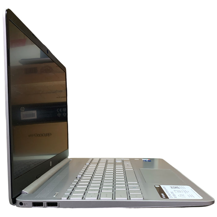 HP Laptop 15.6" Intel i5-1235U, 12GB RAM, 512GB SSD, Intel Iris Xe Graphics Card