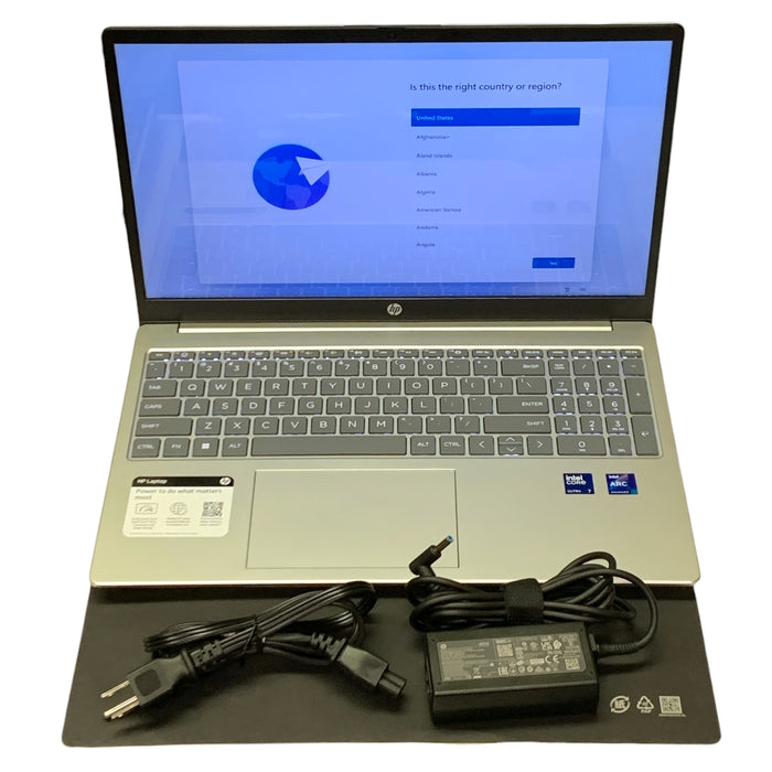 HP Touch Display Laptop 15.6", Intel Ultra 7 155H, 16GB DDR5, 512GB SSD, Intel