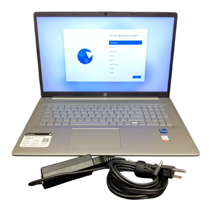 HP Laptop 17.3", Intel Core i7-1165G7, 16GB Ram, 512GB SSD, Iris Xe Graphics