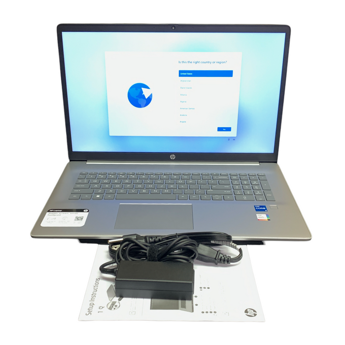 HP Laptop 17.3", Intel i5-1235U, 8GB RAM, 512GB SSD, Intel Iris Xe Graphics Card