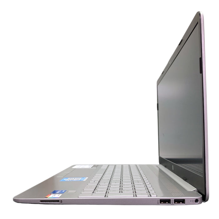 HP Laptop 15.6" Intel i5-1135G7, 8GB RAM, 256GB SSD, Intel Iris X Graphics Card