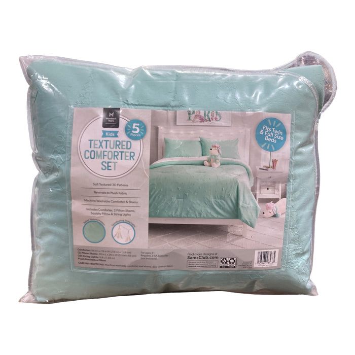 Member's Mark Kids Textured Comfort Set w/ Squishy Pillow & String Lights