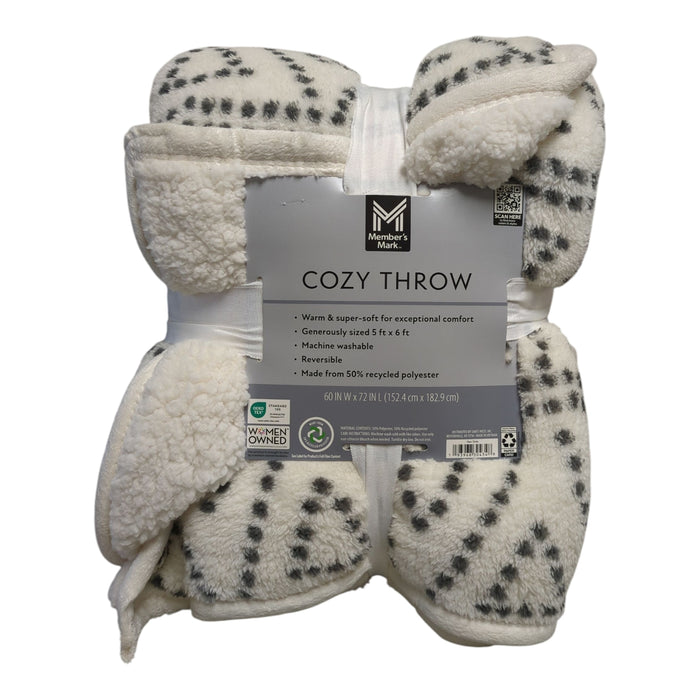 Member's Mark Generously Sized Soft, Warm Cozy Throw, Geo Dots