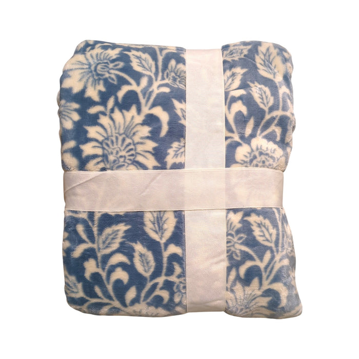 Member's Mark Oversized & Luxuriously Soft Seasonal Lounge Throw, 60" x 70"