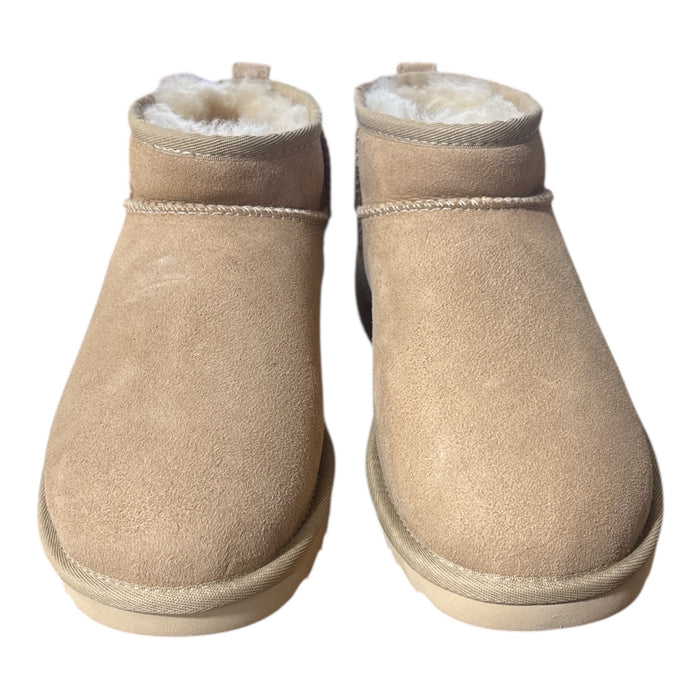 UGG Women's Classic Ultra Mini 3.5" Shaft Suede & Sheepskin Lined Boot