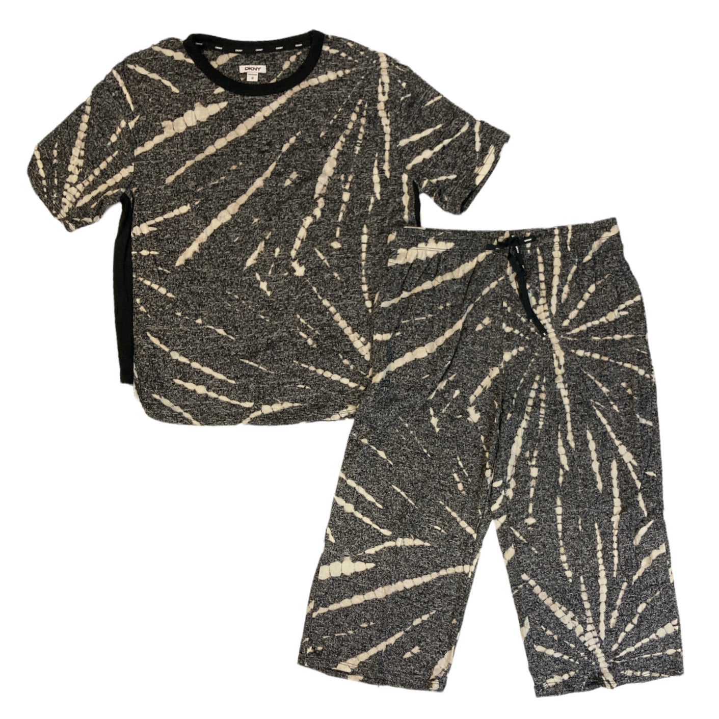 DKNY Women's Elastic Waistband Capri & Short Sleeve Pajama Set