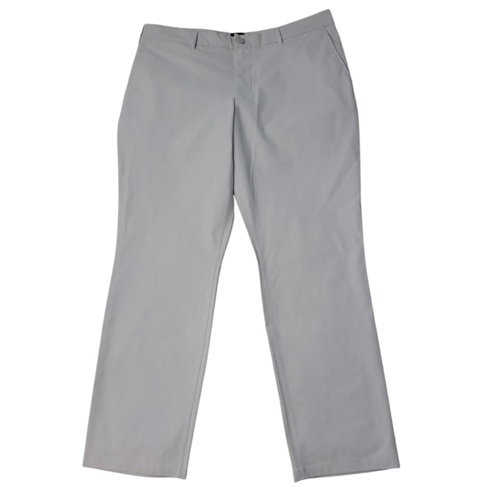 Gap Men's Moisture Wicking Slim Straight Fit Easy Care Chino Pant