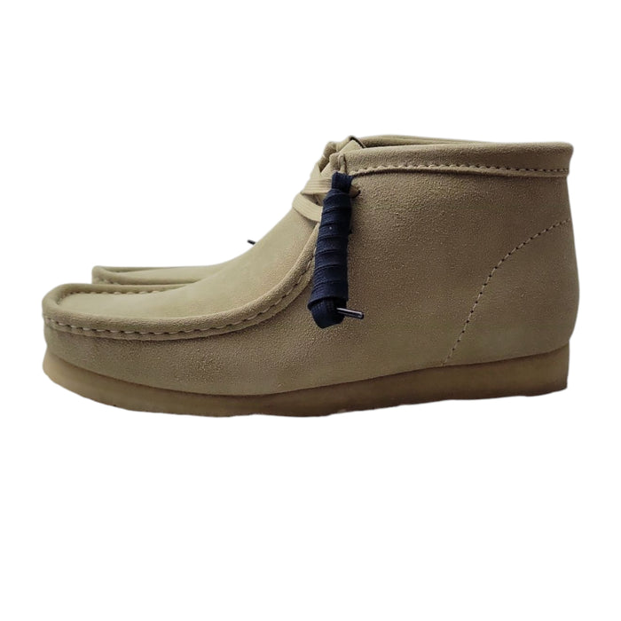 Clarks Men's Wallabee Premium Beeswax Leather Boot Chukka