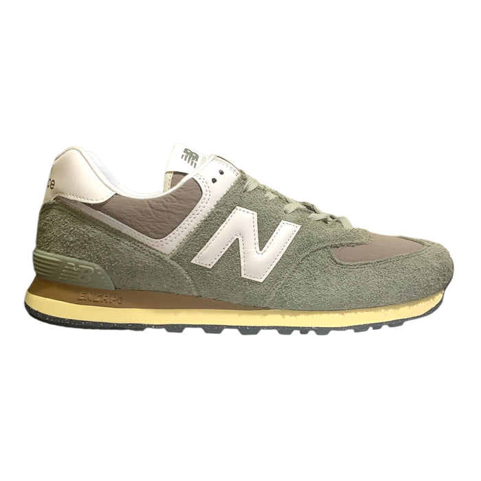 New Balance Unisex 574 Classics – Suede & Mesh Lifestyle Sneaker