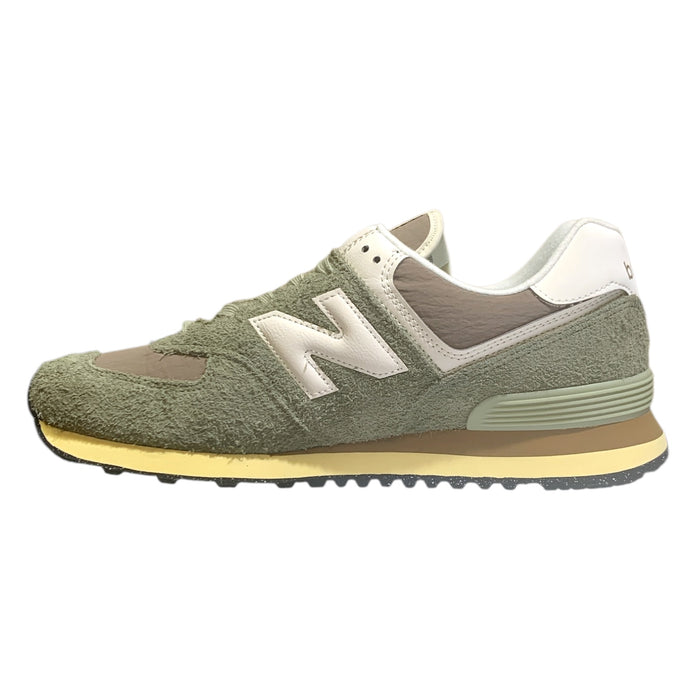 New Balance Unisex 574 Classics – Suede & Mesh Lifestyle Sneaker